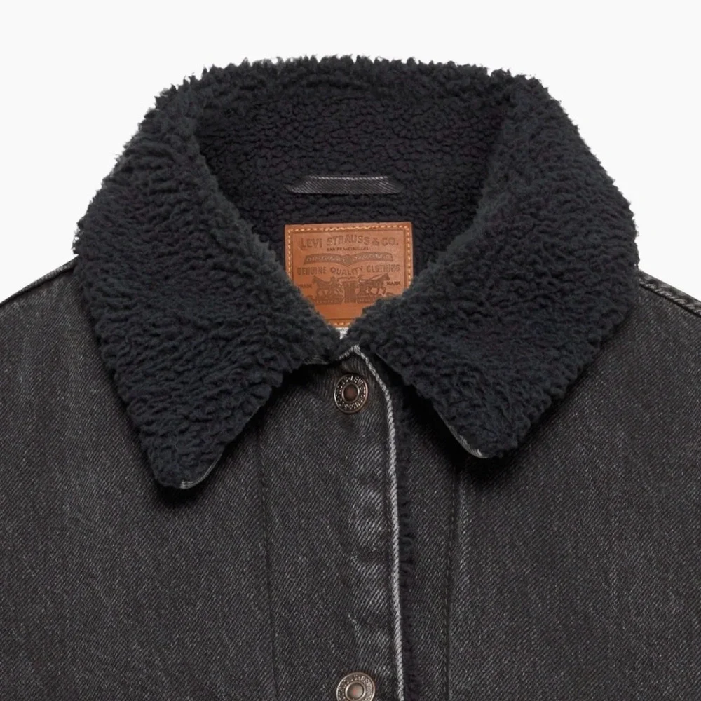 Aritzia Levis 90’s Denim Sherpa Jackect Black - Picture 5 of 5